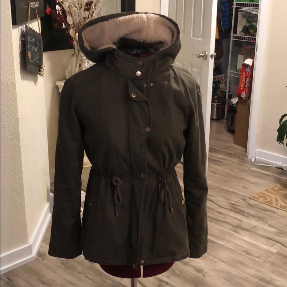 Army green with fleece line